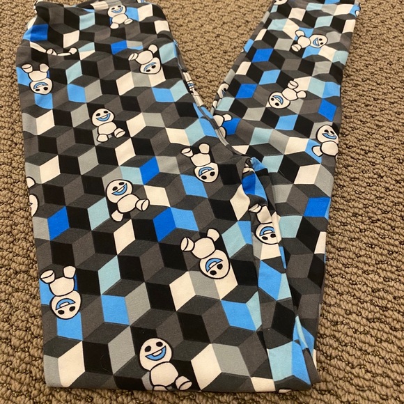 LuLaRoe Pants - Disney Olaf leggings